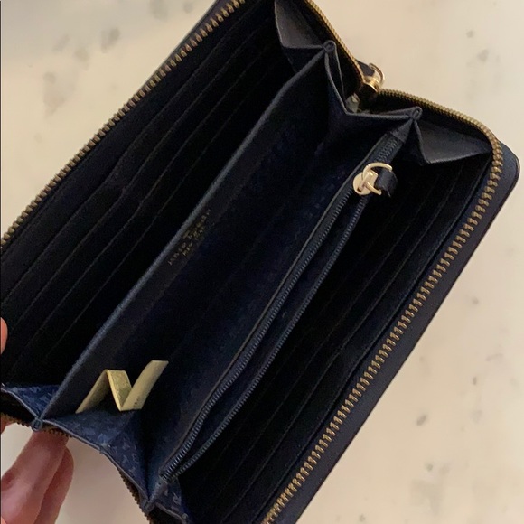 Kate Spade Dark Blue Neds Laurel Way Wallet - Picture 6 of 6